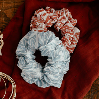 Scrunchie - Forest Print in Rust - JOYN