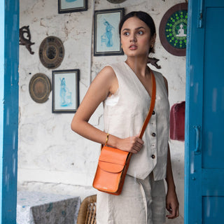 The Boxy Crossbody - Burnt Sienna - JOYN