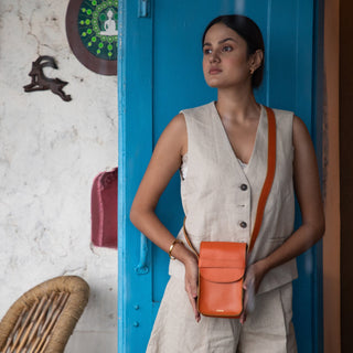 The Boxy Crossbody - Burnt Sienna - JOYN