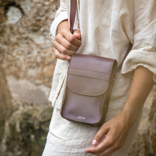 The Boxy Crossbody - Plum - JOYN